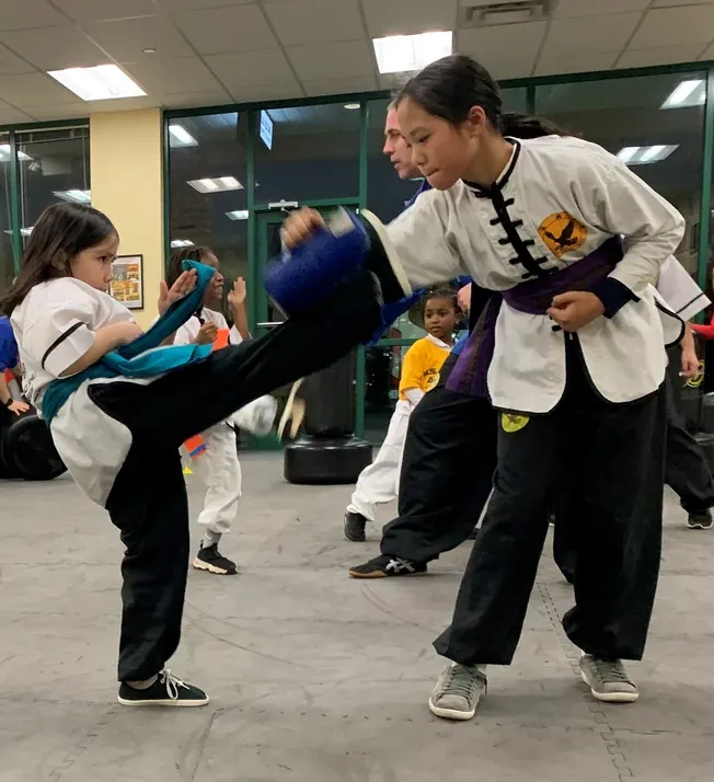 Children class at U.S. Kuo Shu Academy